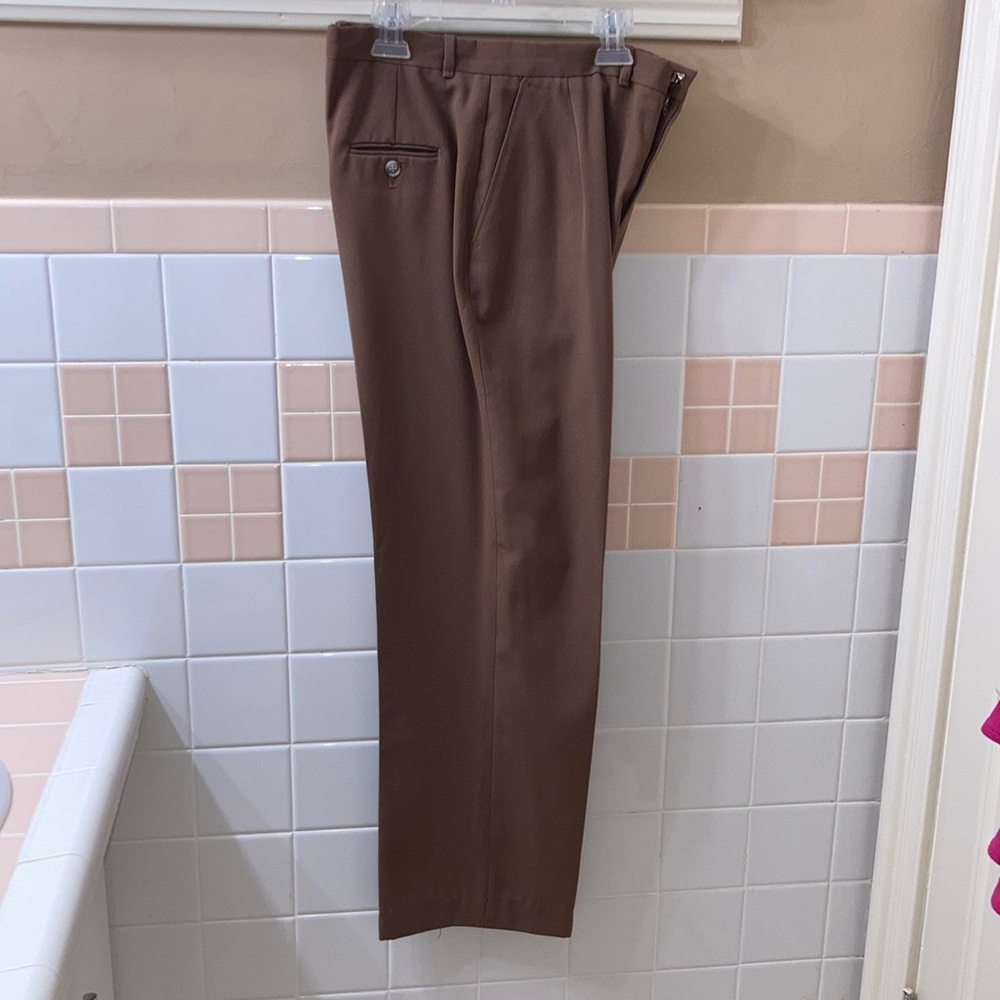 Women’s brown pants. Sabine.
